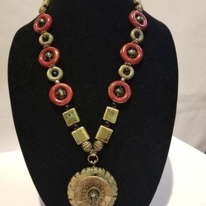 Ladies necklace